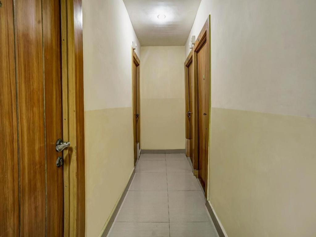 Oyo 90158 Hotel Lendosis Perintis Kemerdekaan Palembang Ngoại thất bức ảnh